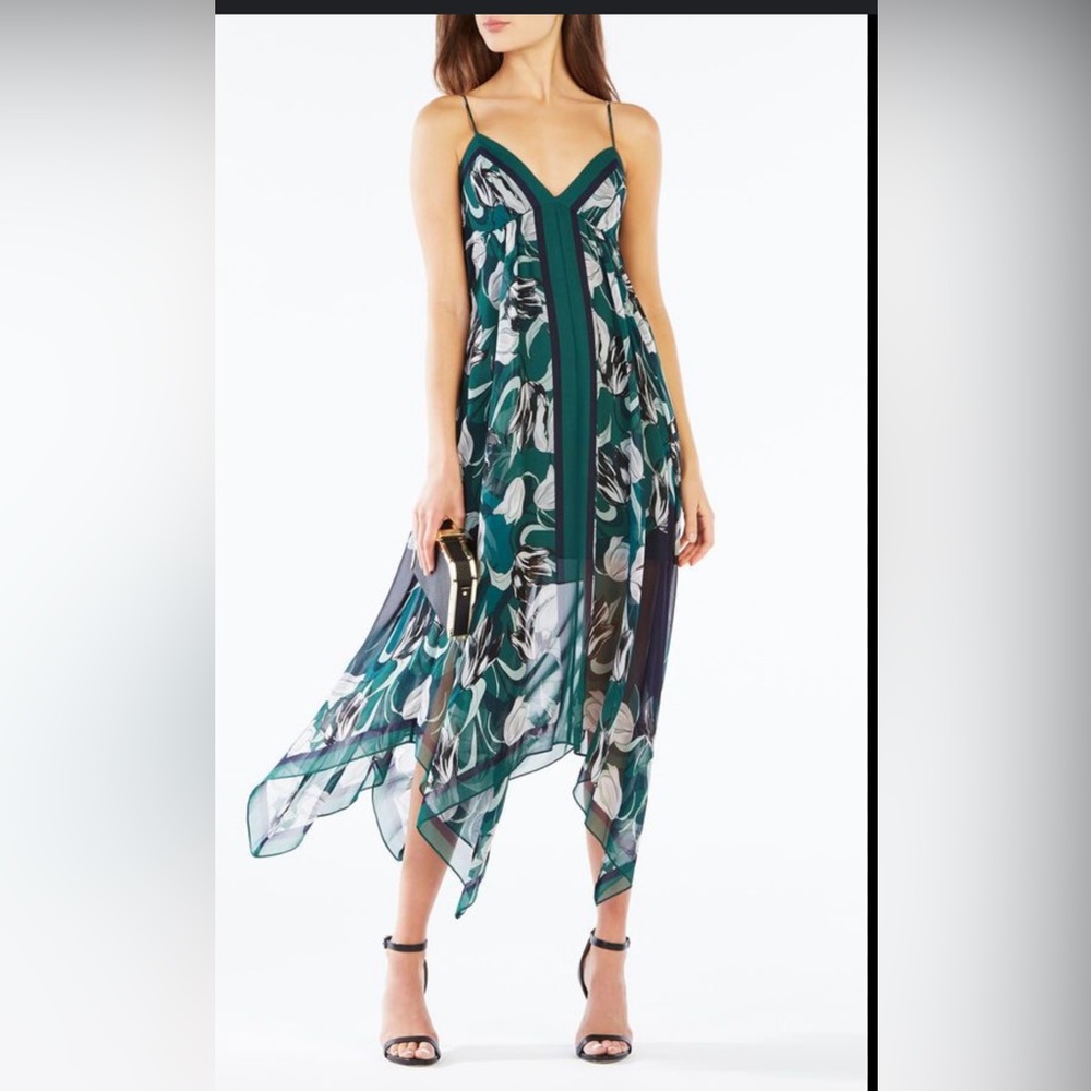 Casual designer dress for summer wedding or event.  Size Large